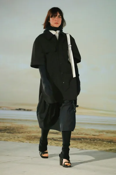 Look 4